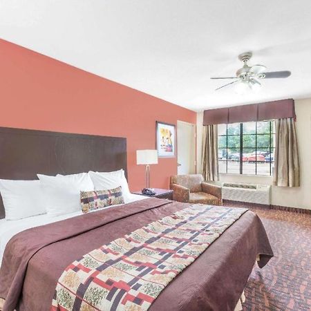 Days Inn By Wyndham Rayville Экстерьер фото